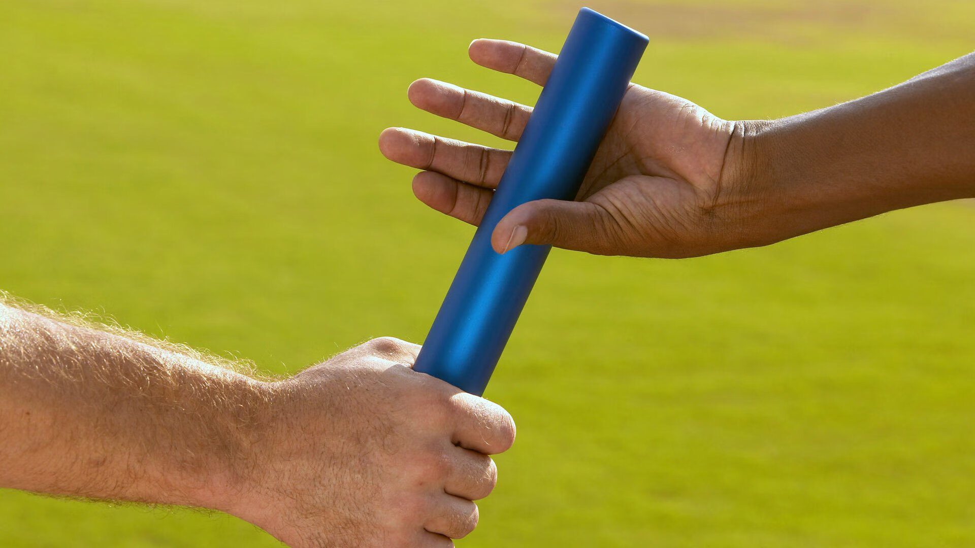 开云综合服务-新晋足球教练打造团队，力争联赛佳绩，足球队教练团队